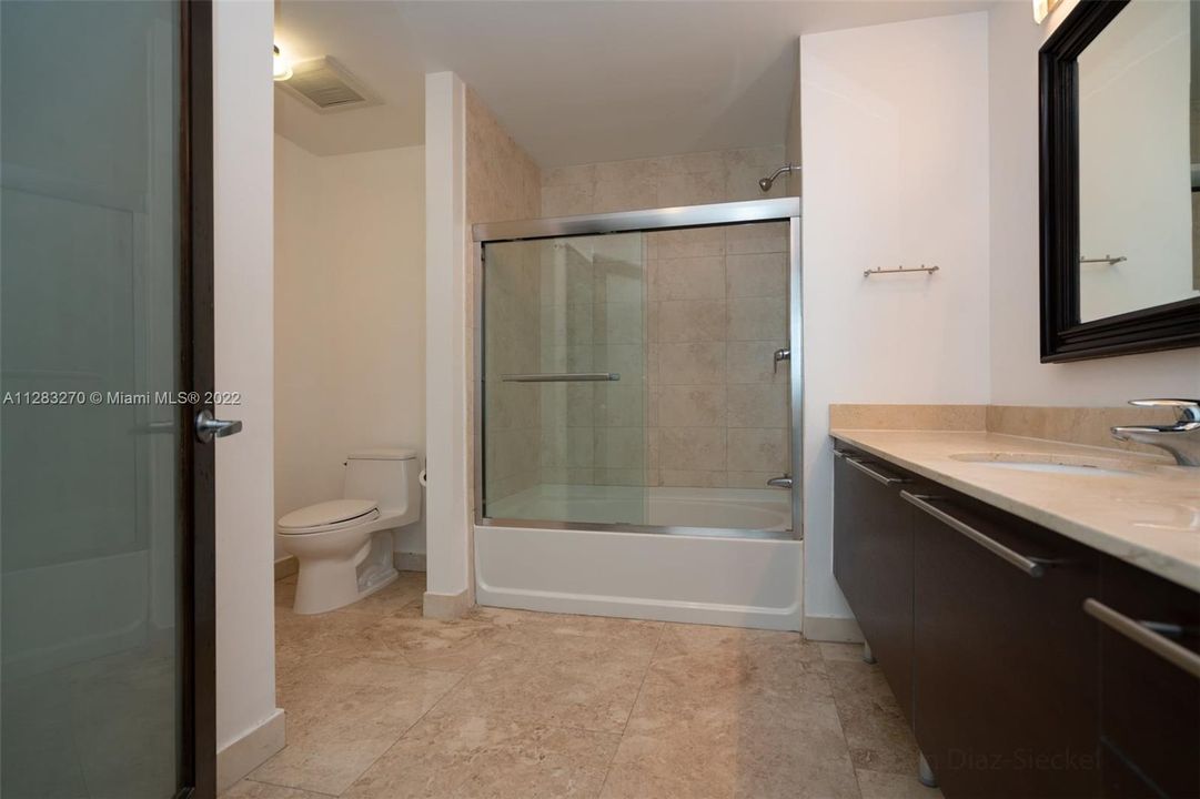 最近租的: $6,000 (3 贝兹, 2 浴室, 1936 平方英尺)