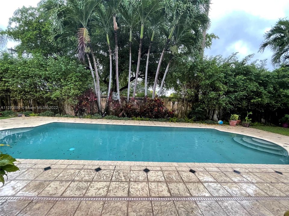 Recently Rented: $4,900 (4 beds, 3 baths, 2623 Square Feet)