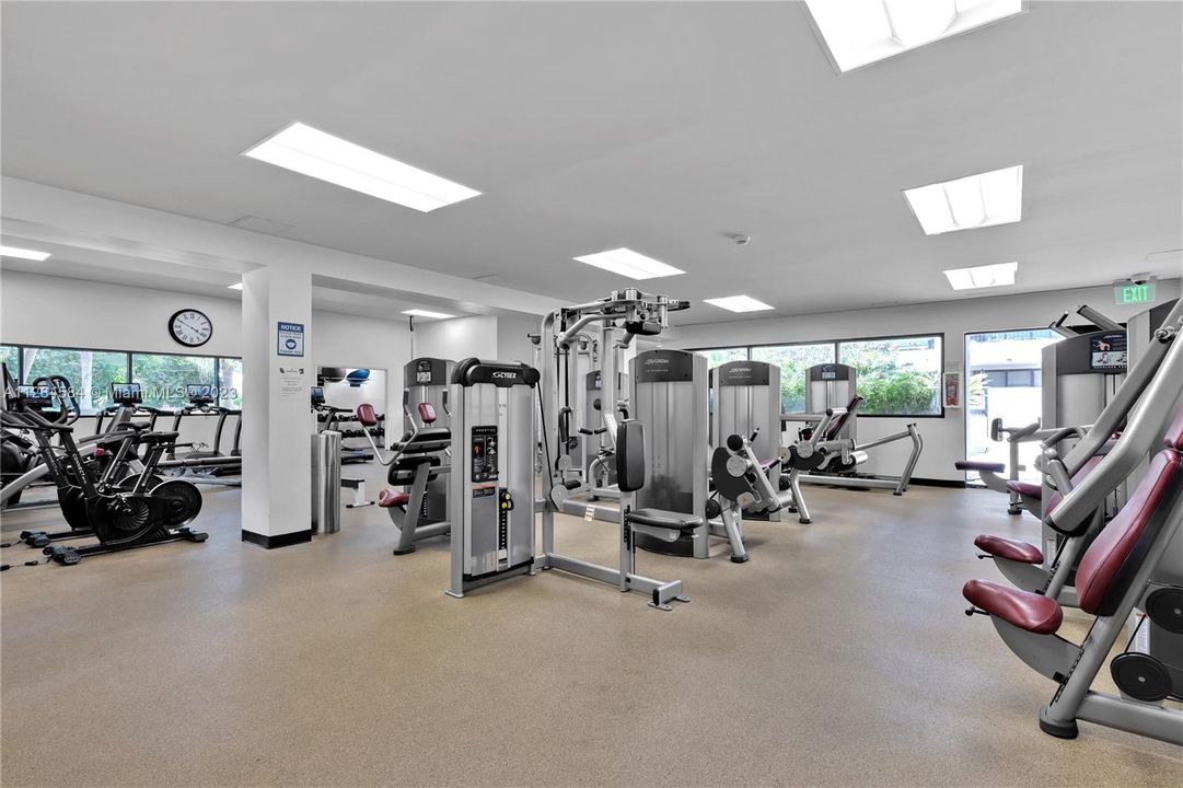 Recently Sold: $2,200,000 (3 beds, 3 baths, 2330 Square Feet)