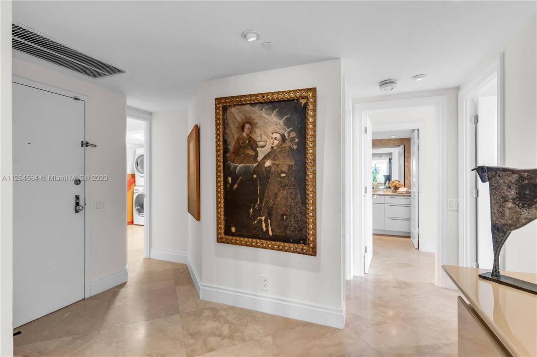 Recently Sold: $2,200,000 (3 beds, 3 baths, 2330 Square Feet)