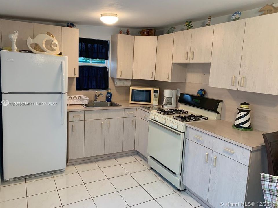 Recently Rented: $2,000 (1 beds, 1 baths, 510 Square Feet)