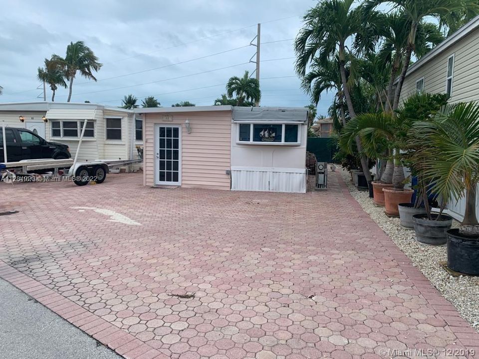 Recently Rented: $2,000 (1 beds, 1 baths, 510 Square Feet)