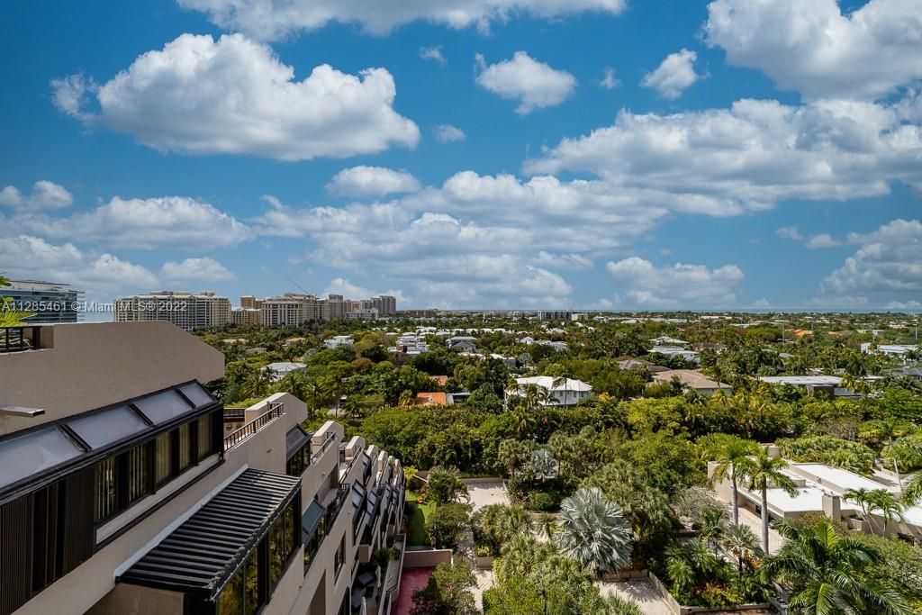Recently Sold: $1,250,000 (2 beds, 2 baths, 1778 Square Feet)