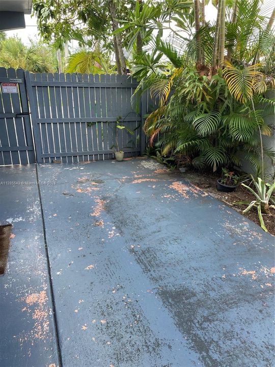 Recently Sold: $159,000 (2 beds, 1 baths, 900 Square Feet)