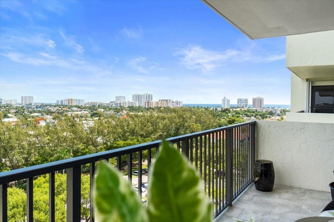 最近售出: $559,900 (2 贝兹, 2 浴室, 0 平方英尺)