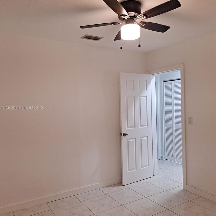 Recently Rented: $3,000 (3 beds, 2 baths, 1080 Square Feet)