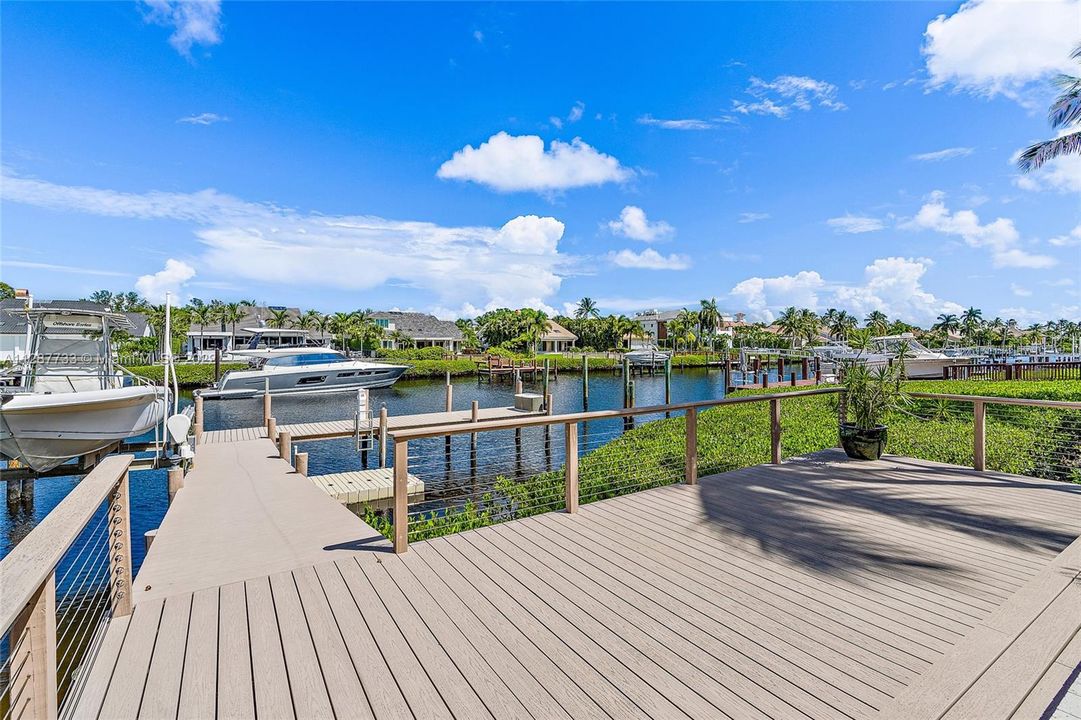 Recently Sold: $6,500,000 (4 beds, 4 baths, 4595 Square Feet)