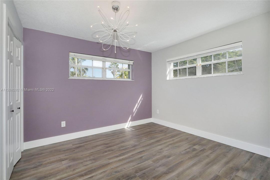 Recently Rented: $5,300 (3 beds, 2 baths, 2116 Square Feet)