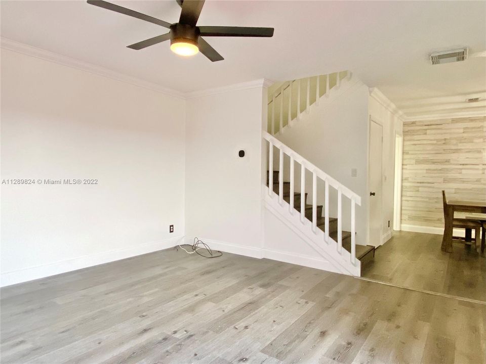 Recently Rented: $2,500 (2 beds, 2 baths, 1496 Square Feet)