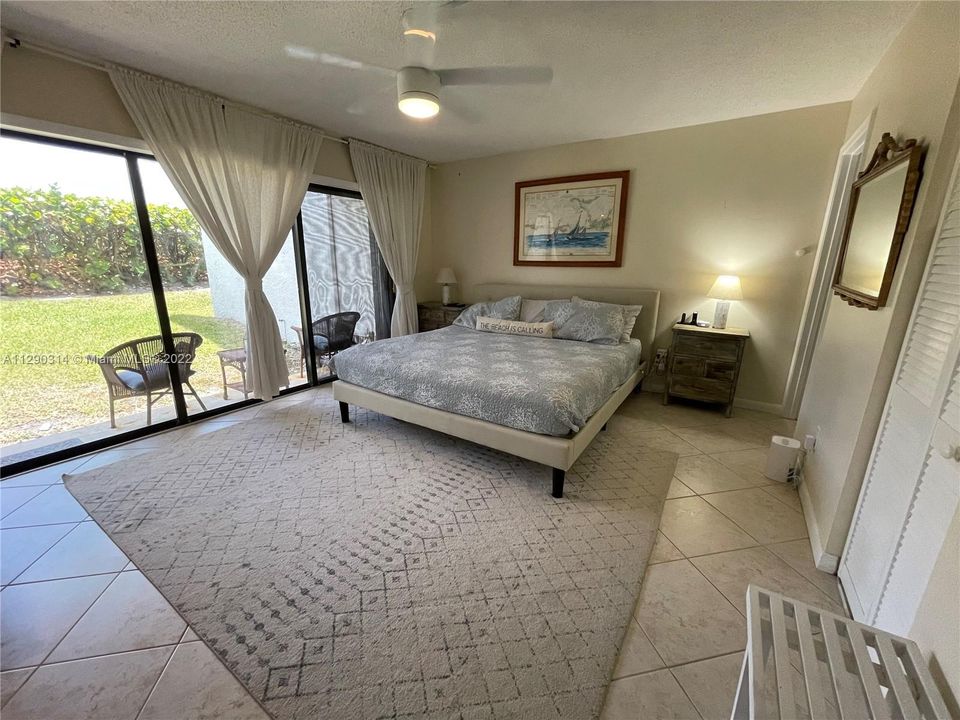 最近租的: $4,500 (2 贝兹, 2 浴室, 1394 平方英尺)