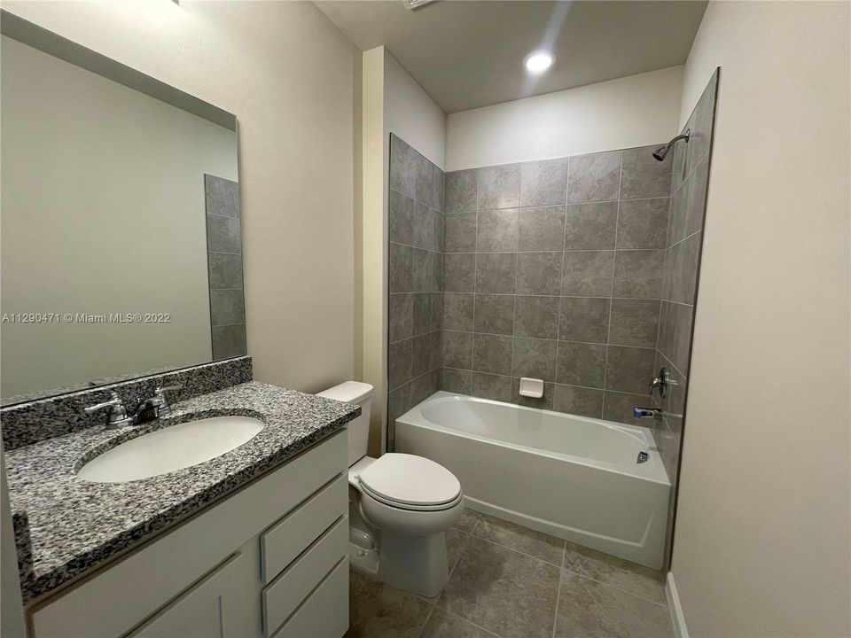 Недавно арендовано: $2,450 (3 спален, 2 ванн, 0 Квадратных фут)