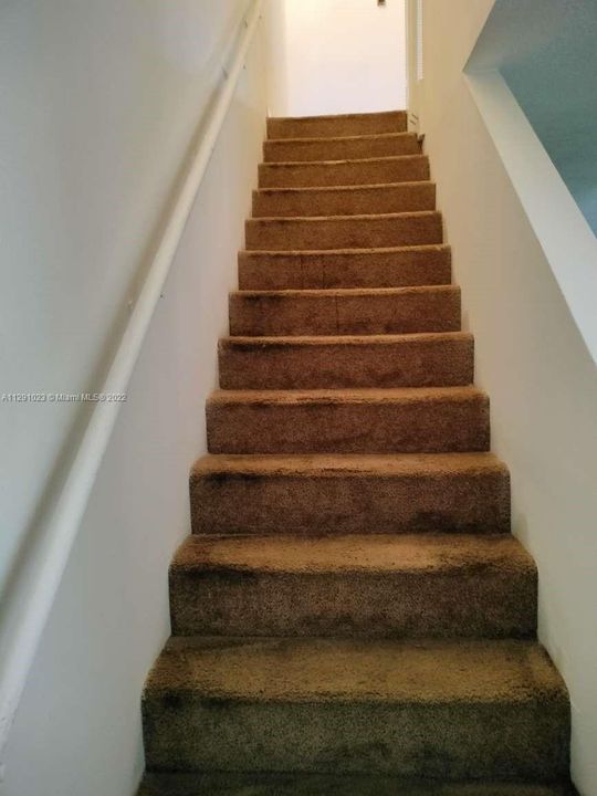 Недавно арендовано: $2,000 (2 спален, 1 ванн, 4996 Квадратных фут)