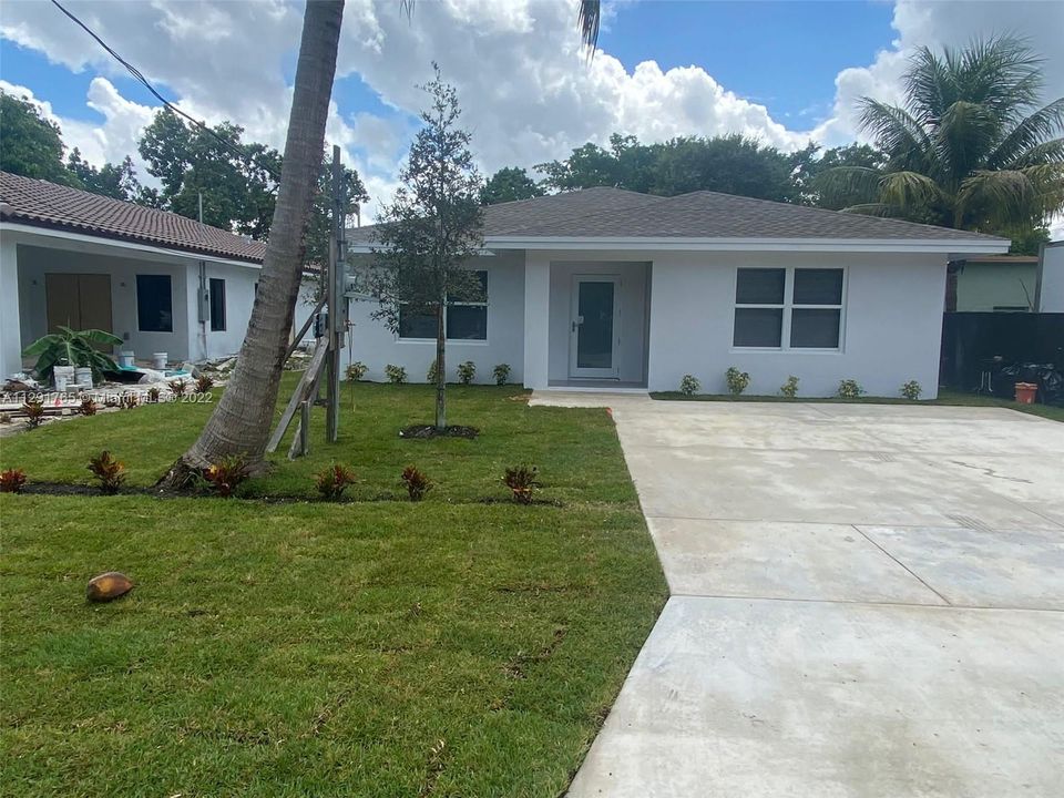 Recently Sold: $580,000 (3 beds, 2 baths, 1375 Square Feet)