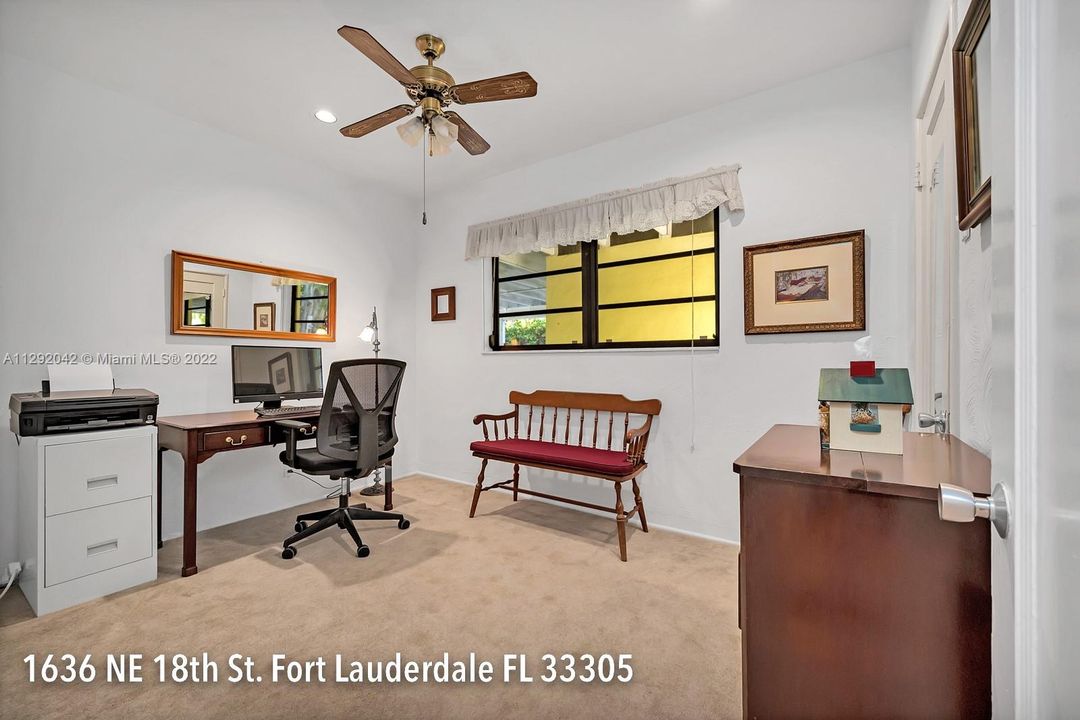 Recently Sold: $545,000 (3 beds, 1 baths, 1188 Square Feet)
