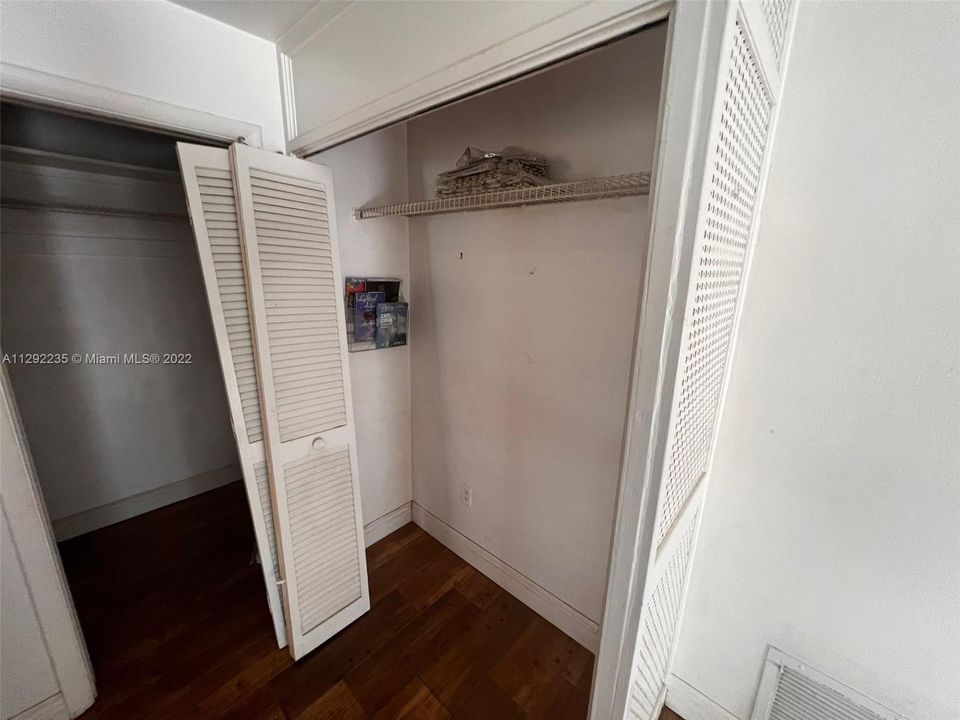 Vendido Recientemente: $275,000 (3 camas, 2 baños, 0 Pies cuadrados)