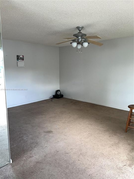 Recently Sold: $140,000 (2 beds, 2 baths, 835 Square Feet)