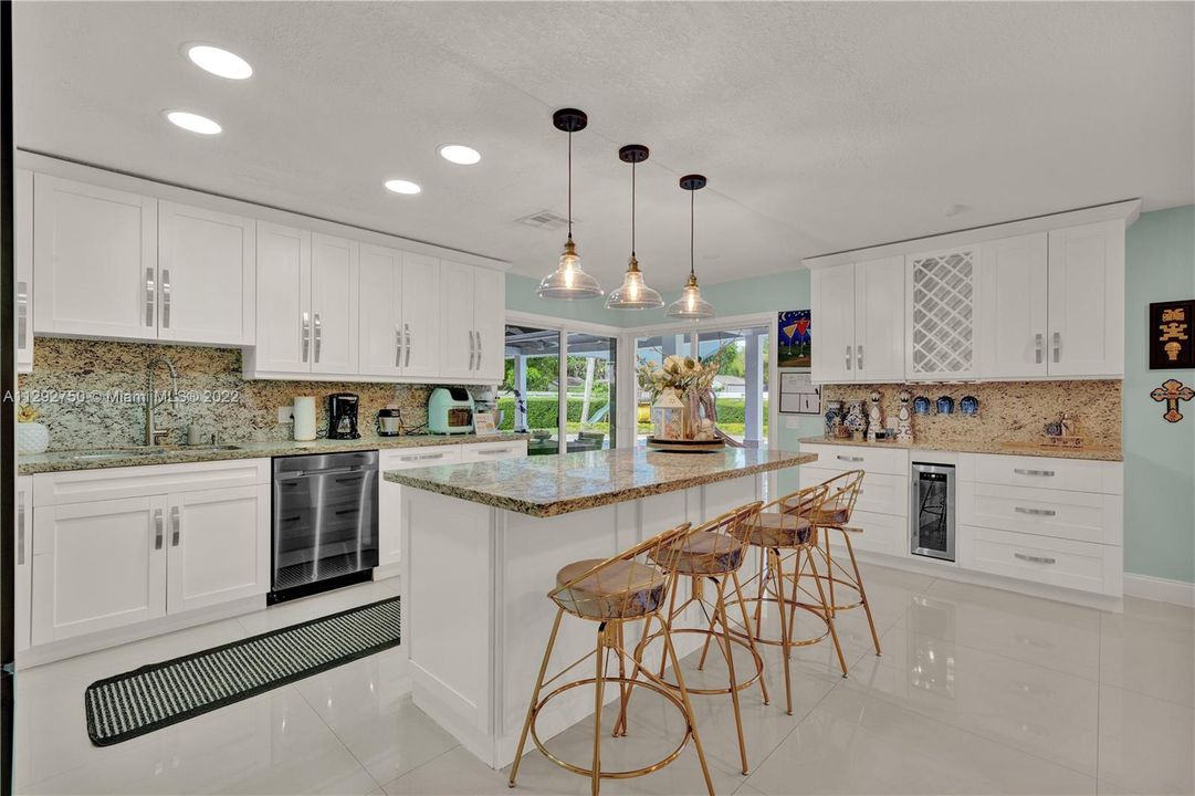 Recently Rented: $4,700 (4 beds, 2 baths, 2098 Square Feet)