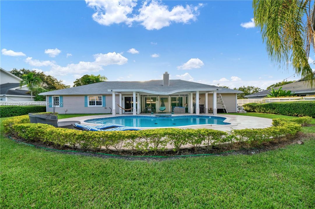 Recently Rented: $4,700 (4 beds, 2 baths, 2098 Square Feet)