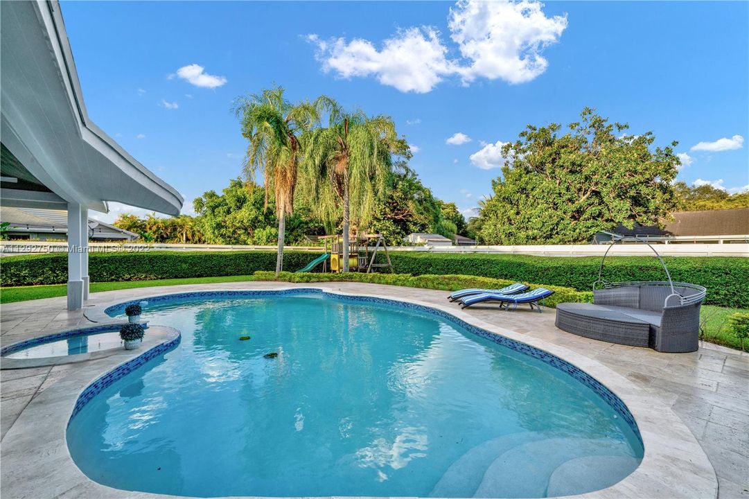 Recently Rented: $4,700 (4 beds, 2 baths, 2098 Square Feet)