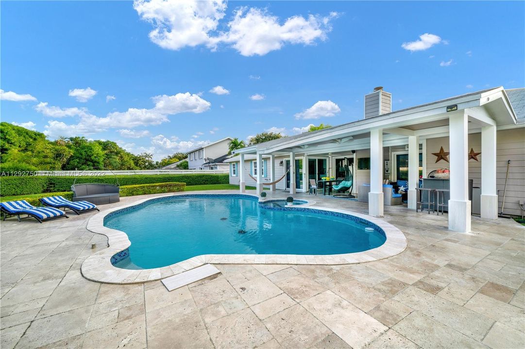 Recently Rented: $4,700 (4 beds, 2 baths, 2098 Square Feet)