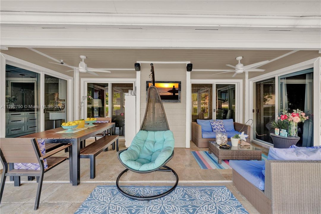 Recently Rented: $4,700 (4 beds, 2 baths, 2098 Square Feet)