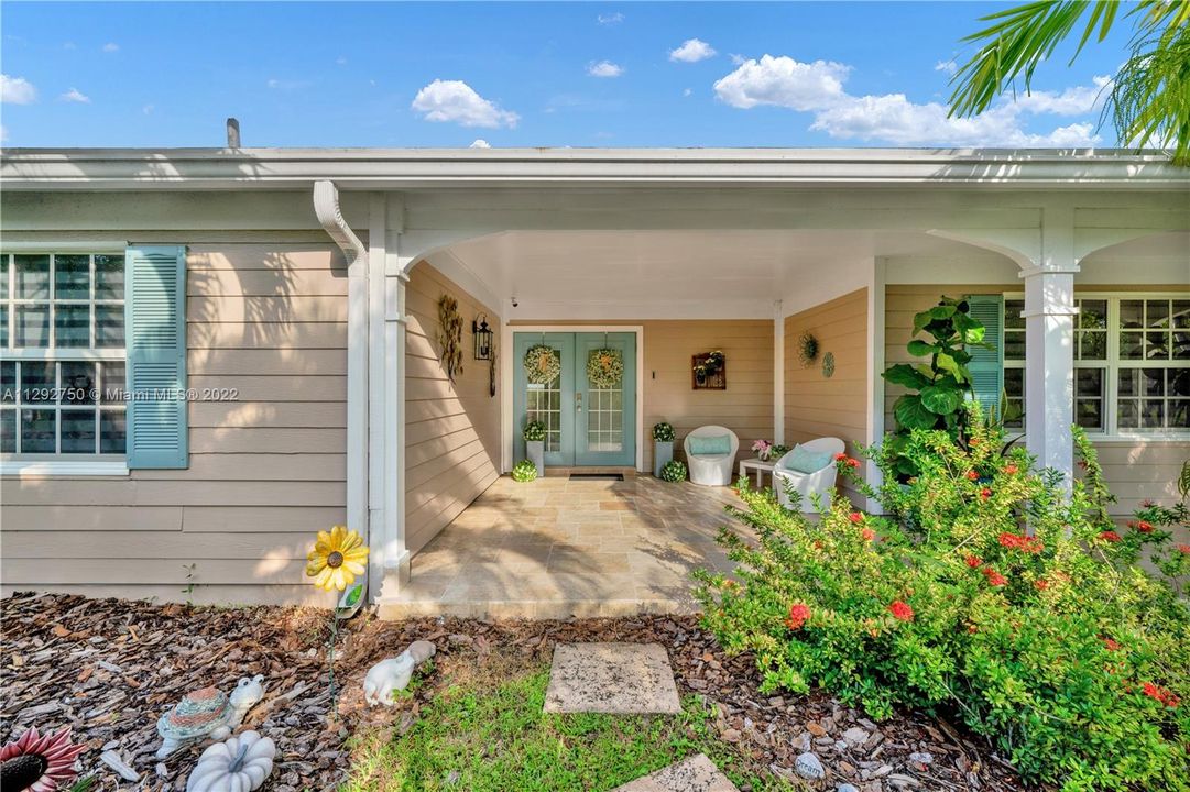 Recently Rented: $4,700 (4 beds, 2 baths, 2098 Square Feet)