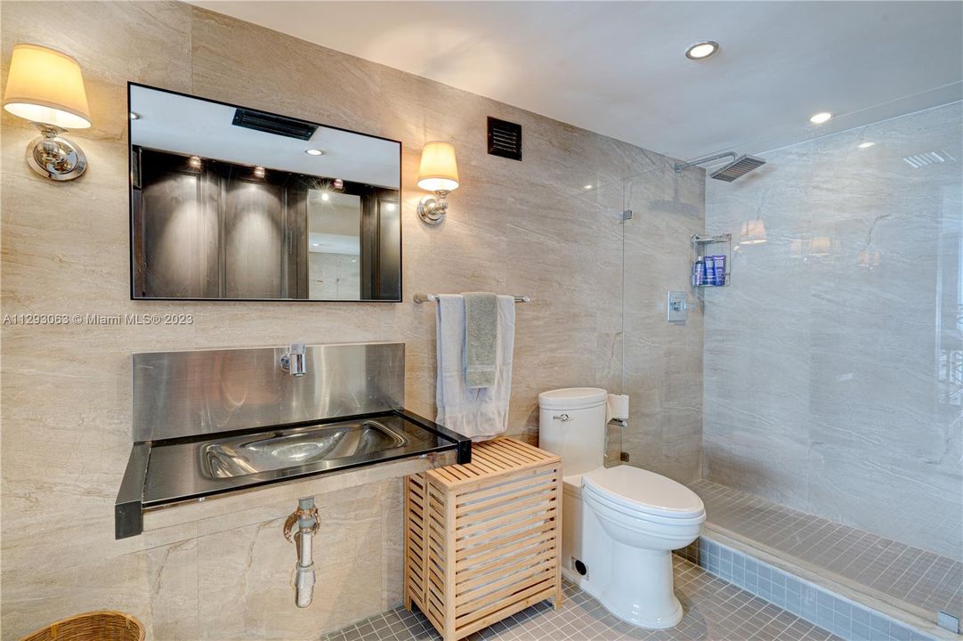 最近售出: $489,000 (2 贝兹, 2 浴室, 1218 平方英尺)