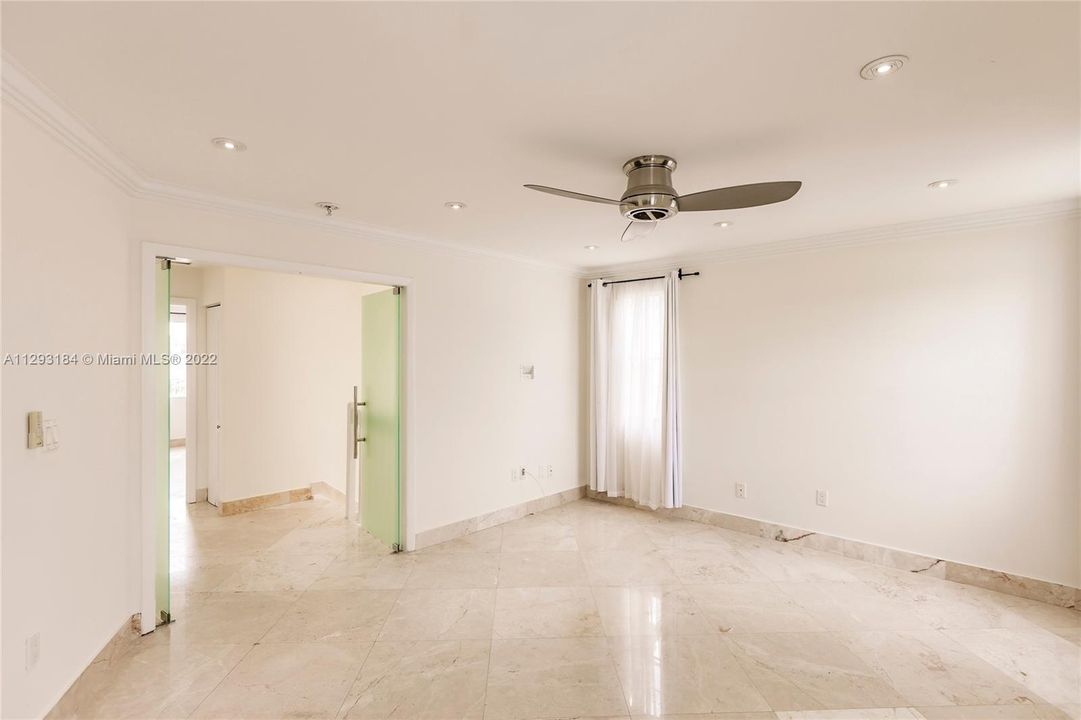 Recientemente alquilado: $3,000 (3 camas, 2 baños, 1569 Pies cuadrados)