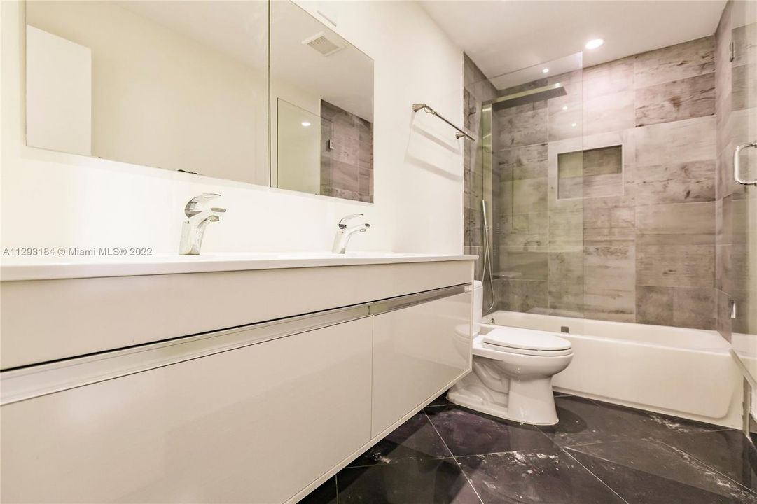 Recientemente alquilado: $3,000 (3 camas, 2 baños, 1569 Pies cuadrados)