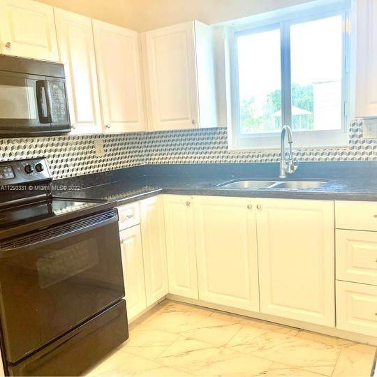 Недавно арендовано: $2,999 (3 спален, 2 ванн, 1474 Квадратных фут)