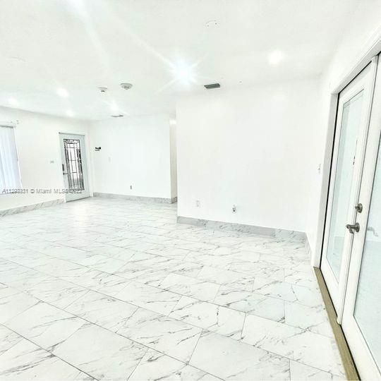 Недавно арендовано: $2,999 (3 спален, 2 ванн, 1474 Квадратных фут)