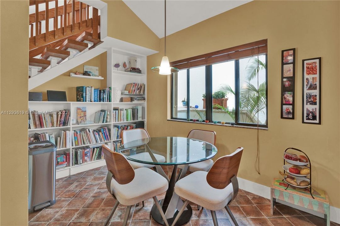 Beautiful breakfast nook area