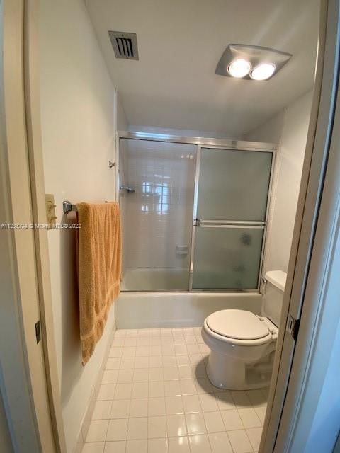 Recently Sold: $440,000 (1 beds, 1 baths, 1064 Square Feet)