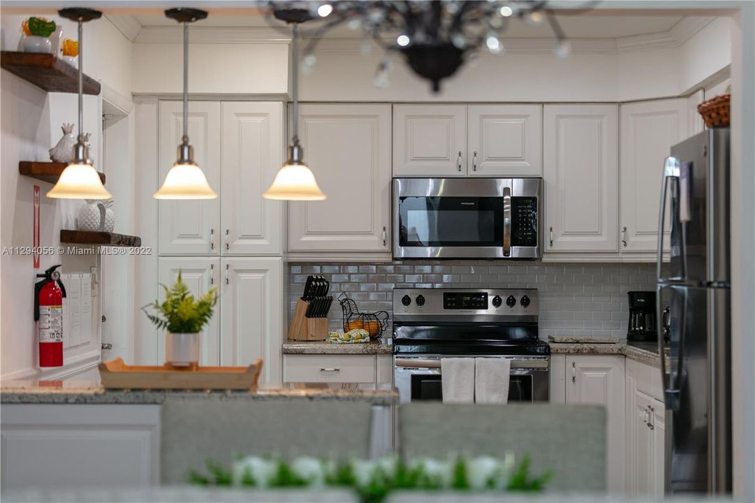 最近租的: $4,300 (3 贝兹, 3 浴室, 1474 平方英尺)