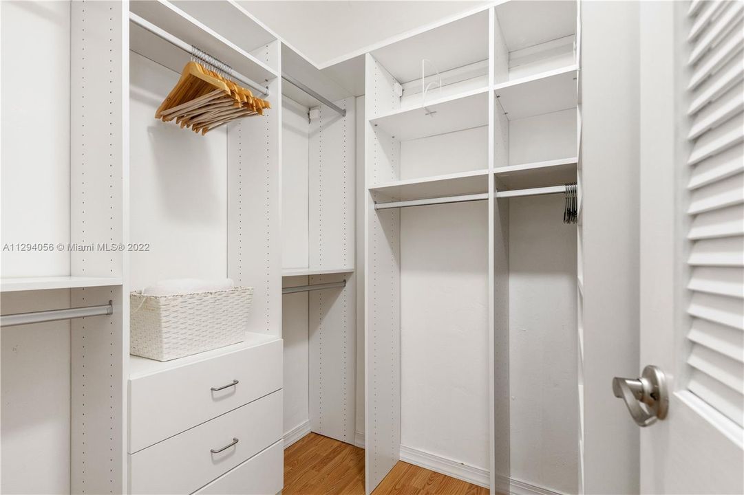 最近租的: $4,300 (3 贝兹, 3 浴室, 1474 平方英尺)