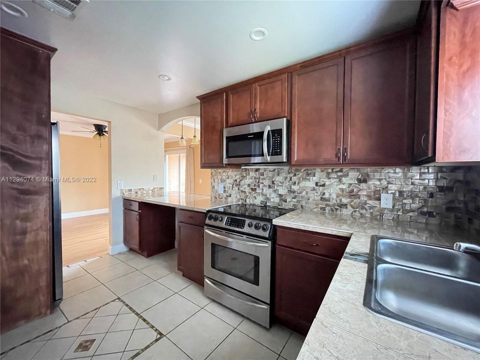 Recently Rented: $1,500 (2 beds, 2 baths, 0 Square Feet)