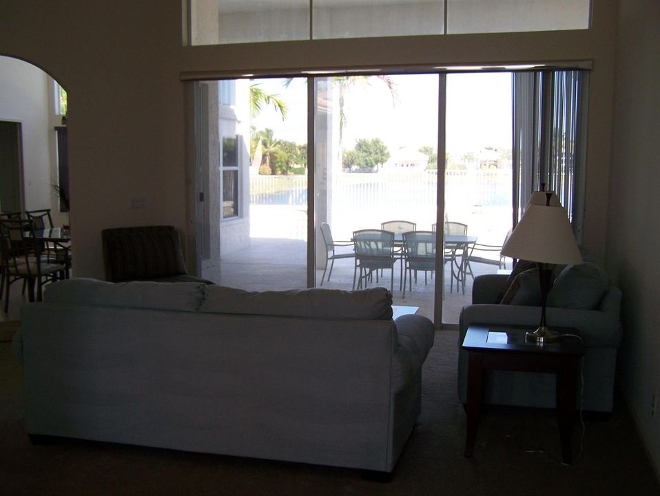 Recientemente alquilado: $12,000 (5 camas, 4 baños, 3668 Pies cuadrados)