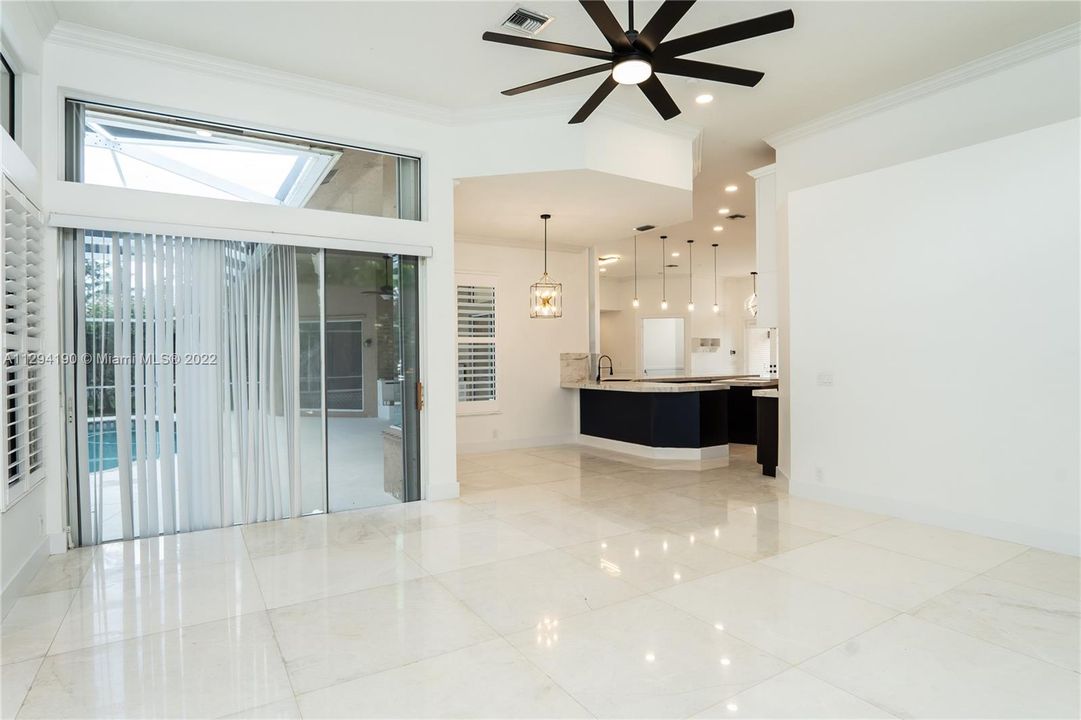 Family room/kitchen View