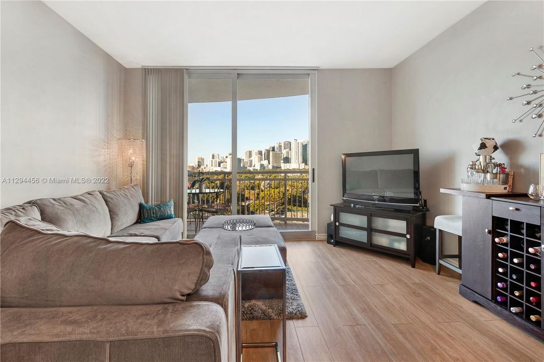 Recently Sold: $424,000 (1 beds, 1 baths, 850 Square Feet)