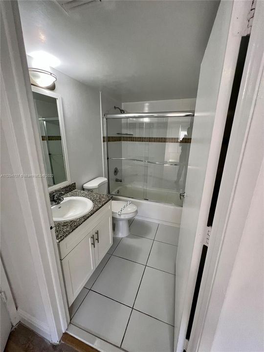 最近租的: $3,045 (3 贝兹, 2 浴室, 1265 平方英尺)