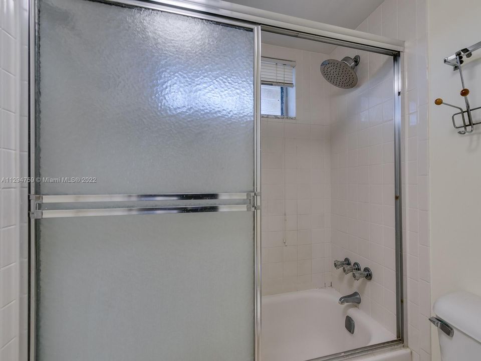 Недавно продано: $74,500 (1 спален, 1 ванн, 660 Квадратных фут)