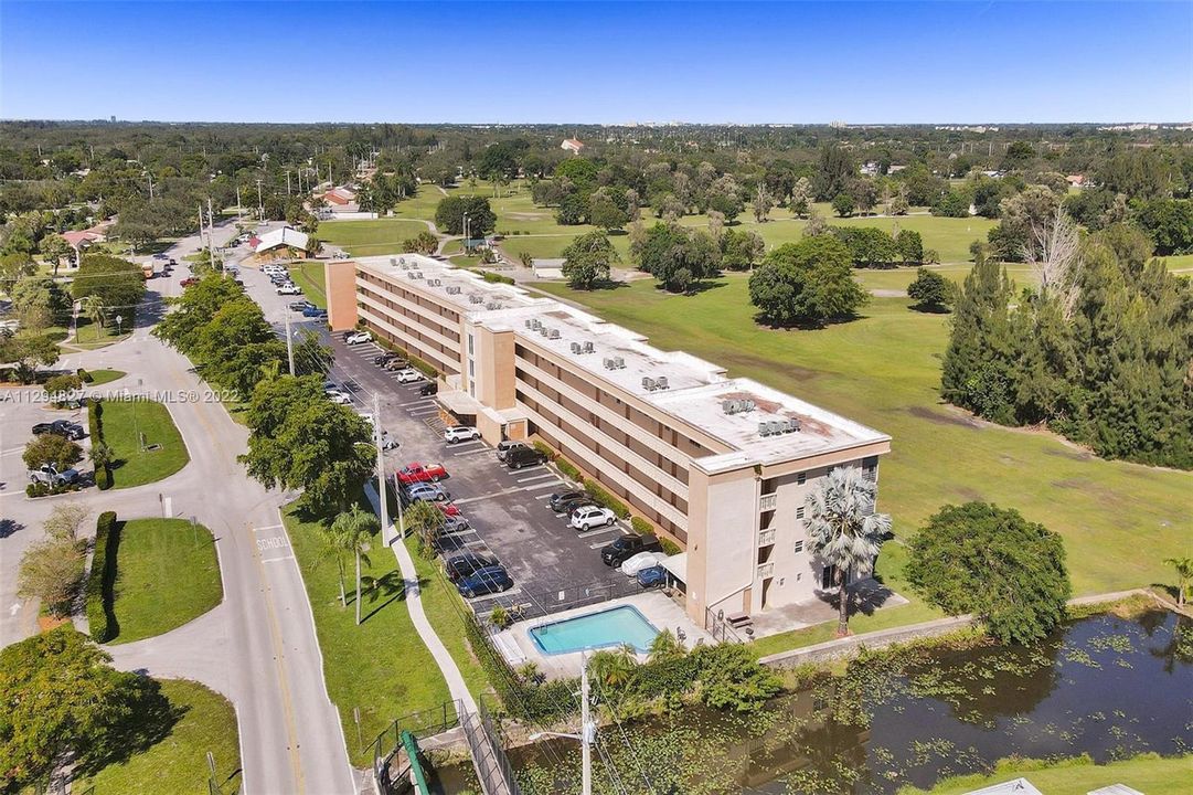 Recently Sold: $210,000 (2 beds, 2 baths, 1170 Square Feet)