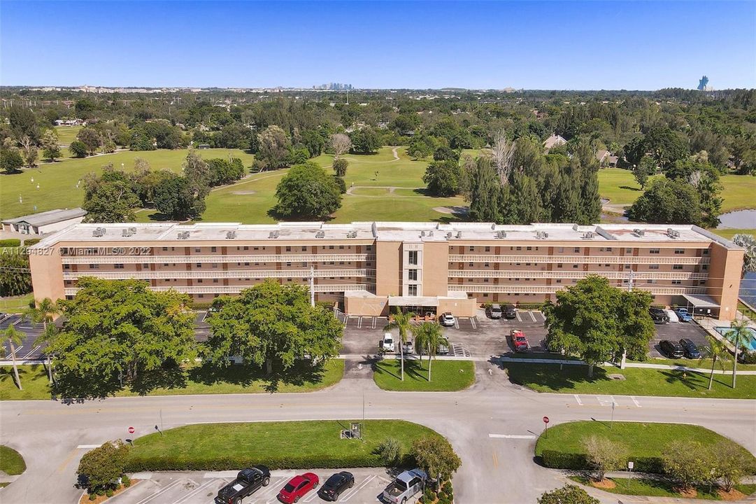 Recently Sold: $210,000 (2 beds, 2 baths, 1170 Square Feet)