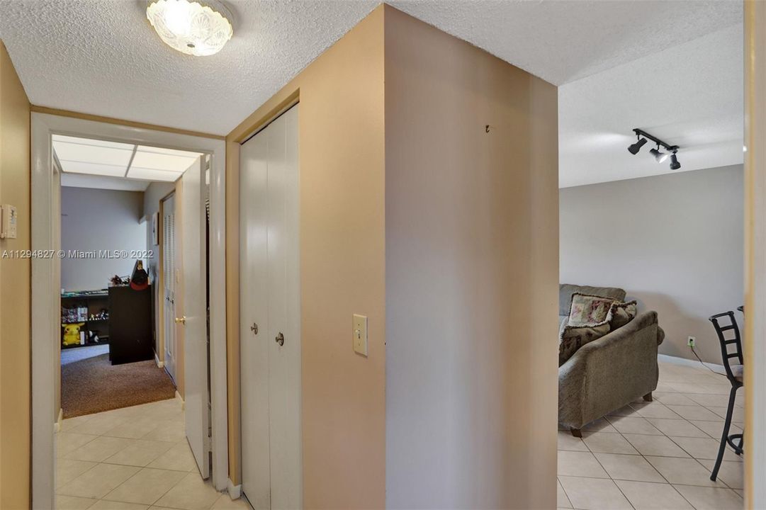 Recently Sold: $210,000 (2 beds, 2 baths, 1170 Square Feet)