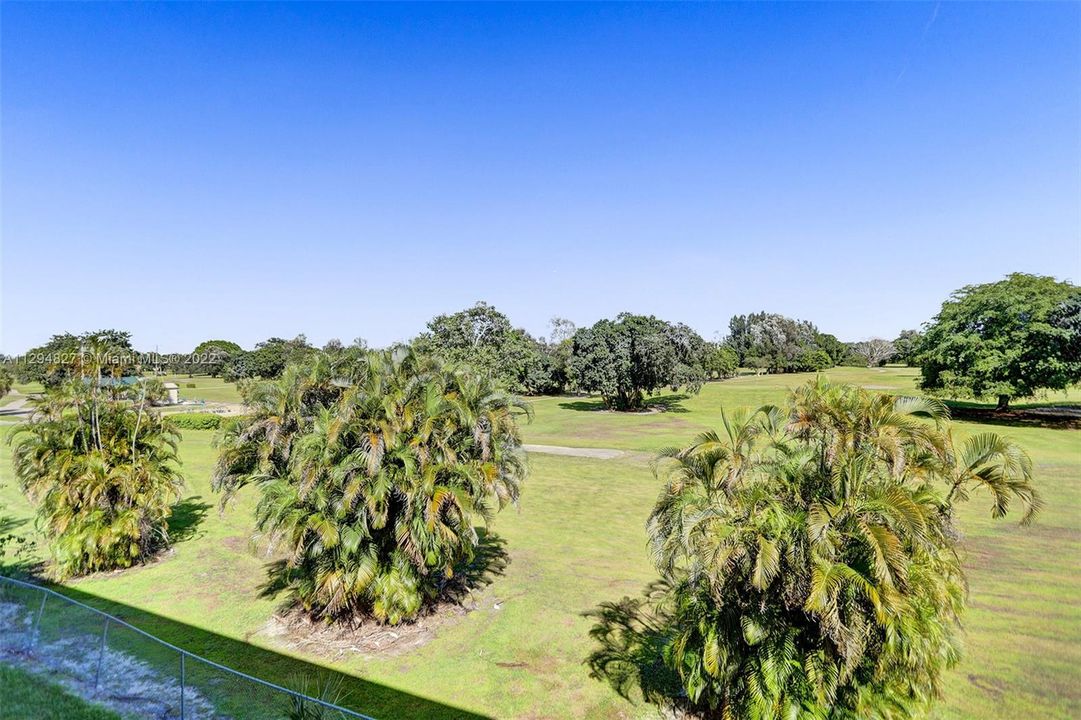 Recently Sold: $210,000 (2 beds, 2 baths, 1170 Square Feet)