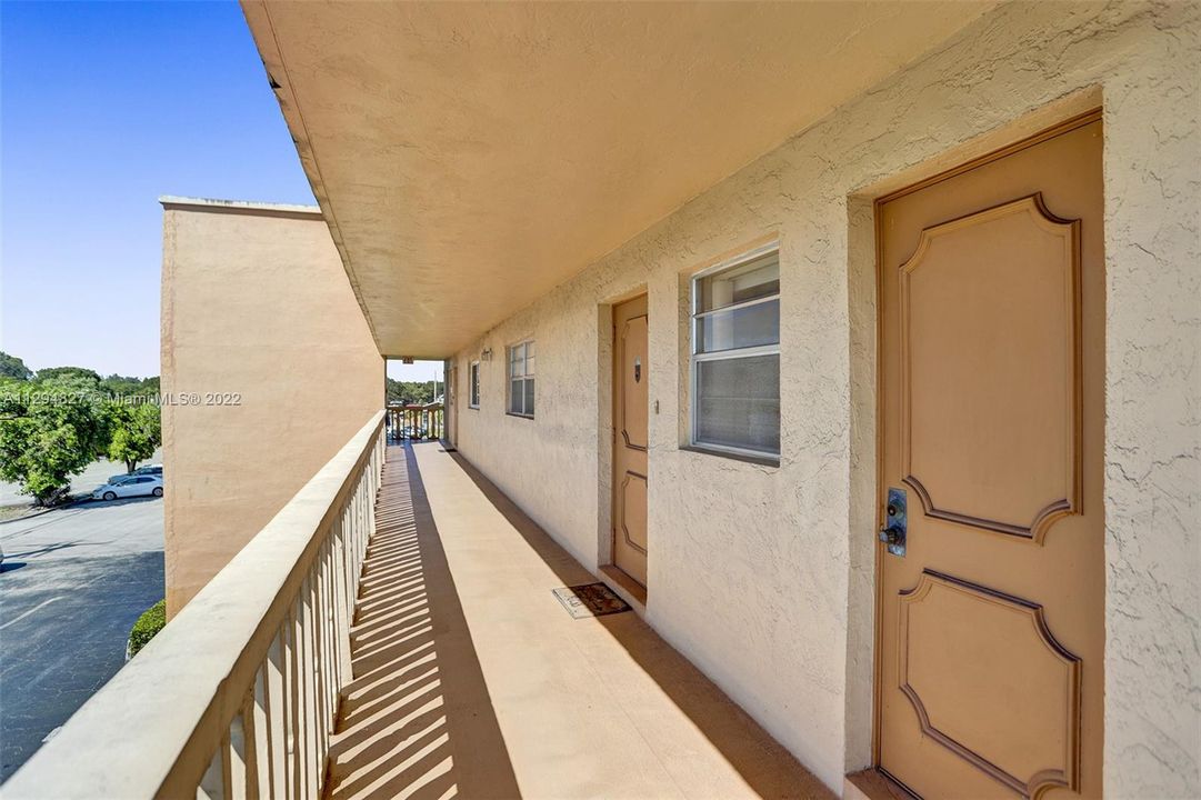 Recently Sold: $210,000 (2 beds, 2 baths, 1170 Square Feet)