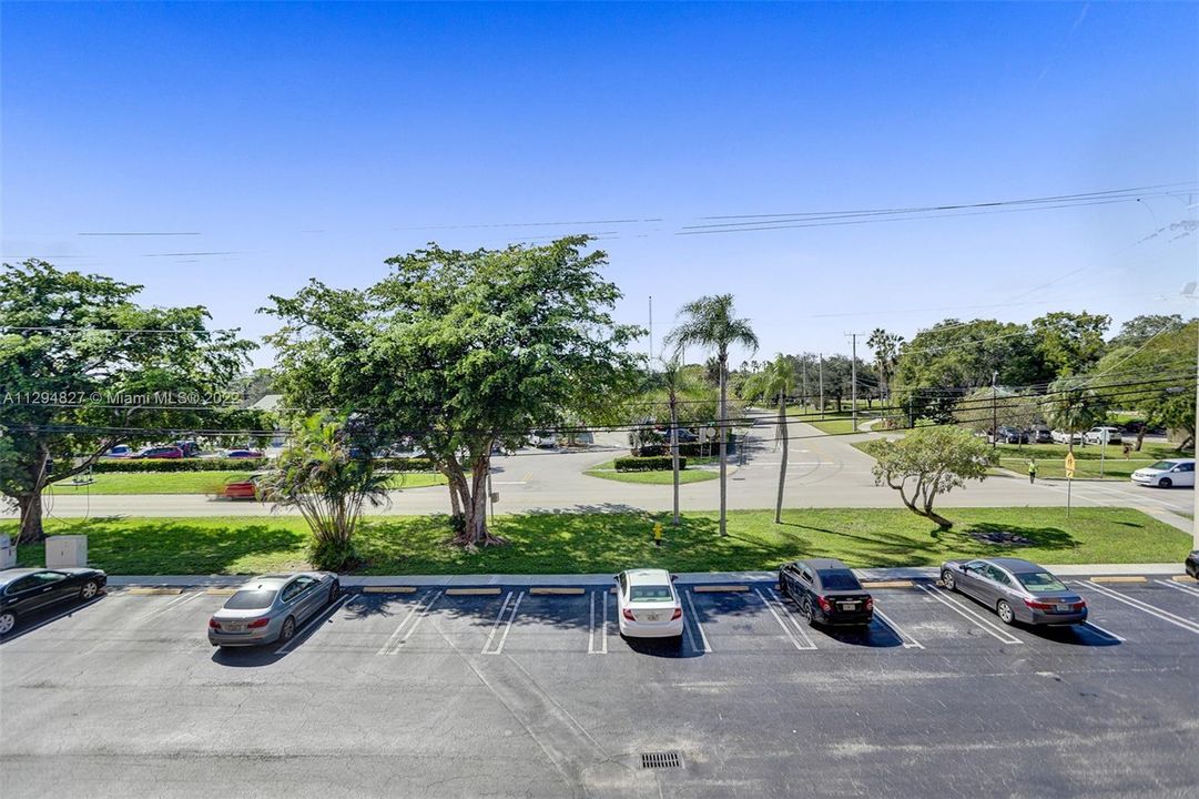 Recently Sold: $210,000 (2 beds, 2 baths, 1170 Square Feet)