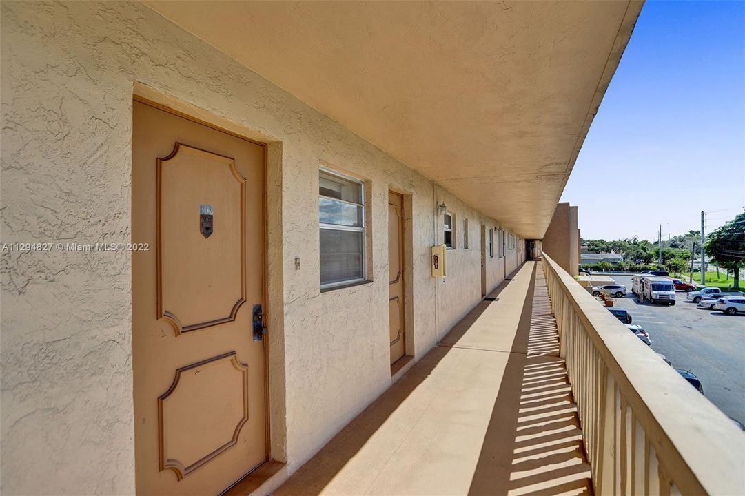 Recently Sold: $210,000 (2 beds, 2 baths, 1170 Square Feet)