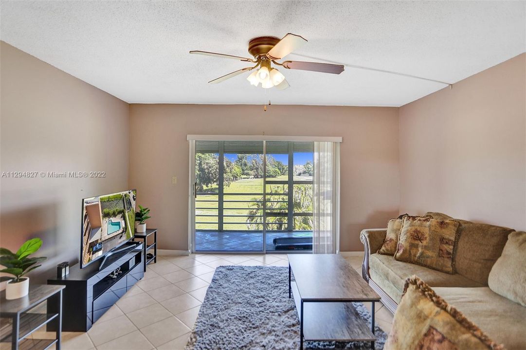 Recently Sold: $210,000 (2 beds, 2 baths, 1170 Square Feet)