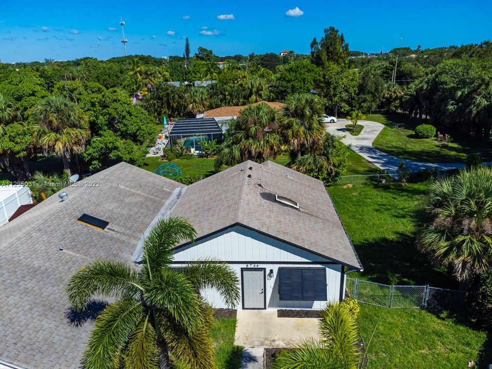 Недавно продано: $275,000 (2 спален, 2 ванн, 936 Квадратных фут)